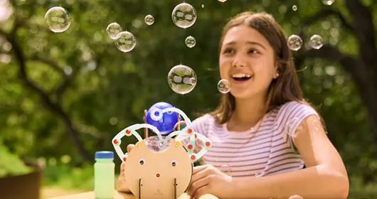 Young engineer building an Animatronics Studio project from Tinker Crate.